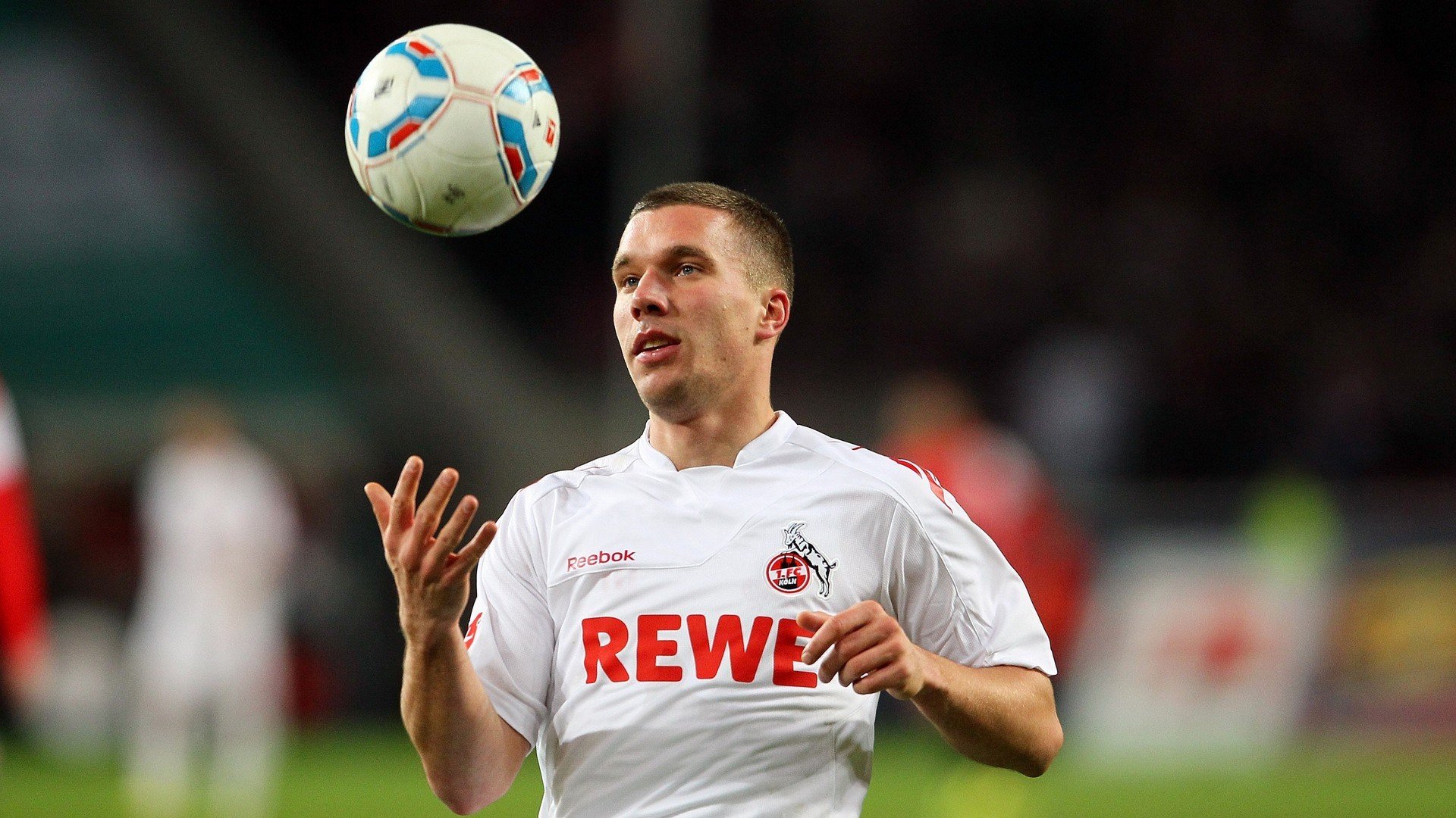 欧冠十六强：皇马首回合客场0比1负波尔图 外界担忧“翻车前奏”